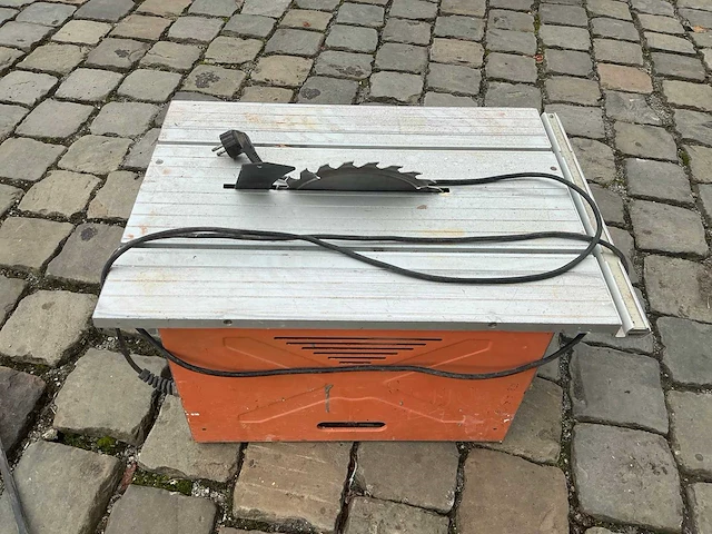 Einhell tks 15 / 250 uv tafelcirkelzaagmachine - afbeelding 5 van  6