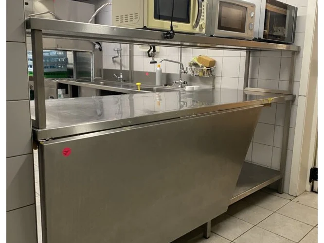 "el parador" - volledige keukeninrichting, meubilair, gordijnen - ... (gelijkvloers)