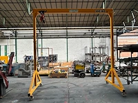 Electriche takel en mobiel frame