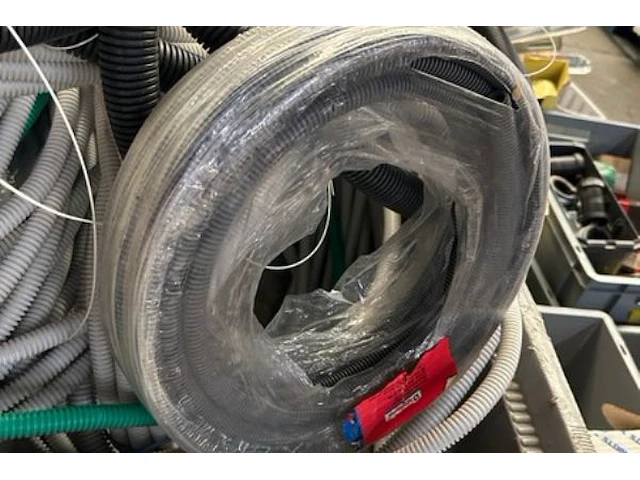 Electriciteitskabels, buizen - afbeelding 4 van  4
