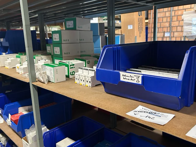 Electriciteitstoebehoren schneider - afbeelding 1 van  6