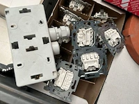 Electriciteitstoebehoren - afbeelding 3 van  8