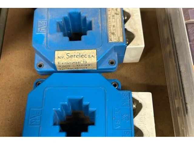 Electriciteitstoebehoren - afbeelding 4 van  4