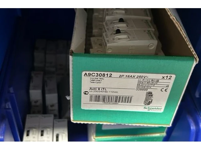 Electriciteitstoebehoren - afbeelding 4 van  6