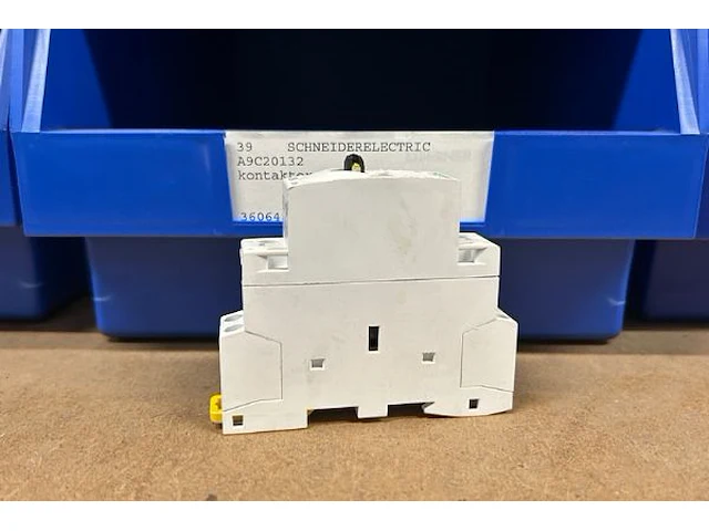 Electriciteitstoebehoren - afbeelding 5 van  6
