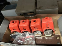 Electriciteitstoebehoren - afbeelding 2 van  5