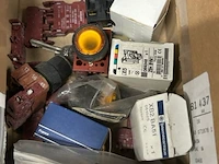 Electriciteitstoebehoren - afbeelding 3 van  5