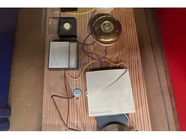 Electriciteitstoebehoren - afbeelding 3 van  4