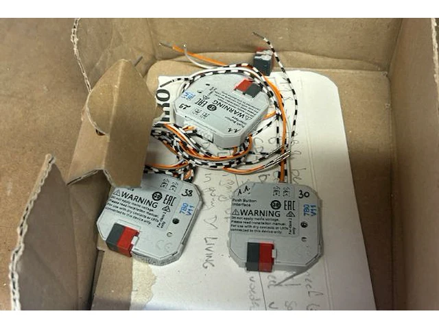 Electriciteitstoebehoren - afbeelding 6 van  9