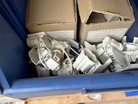 Electriciteitstoebehoren - afbeelding 4 van  7