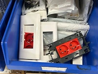 Electriciteitstoebehoren - afbeelding 4 van  7