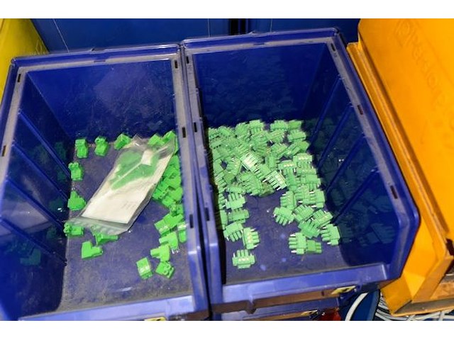 Electriiteitstoebehoren - afbeelding 2 van  6