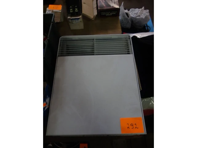 Electrische bijverwarming b34 x h44 cm (om op te hangen) - afbeelding 1 van  1
