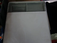 Electrische bijverwarming b34 x h44 cm (om op te hangen) - afbeelding 1 van  1