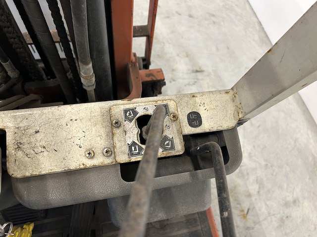 Electrische heftruck nissan 15 - afbeelding 4 van  12