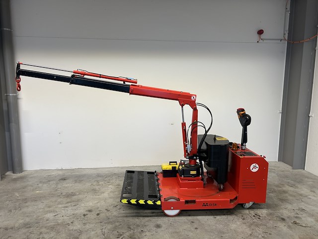 Electrische kraan met rotatie - afbeelding 6 van  13