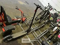 Electrische step wrak - afbeelding 2 van  2