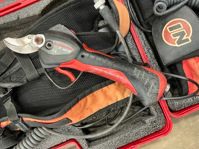 Electrocoup f3010 professionele accu-snoeischaar (3x) - afbeelding 6 van  8