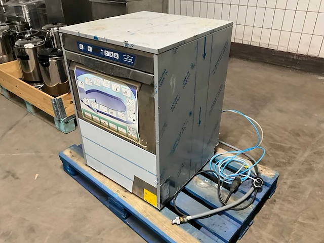 Electrolux - eucaidd - door type washer - afbeelding 2 van  8