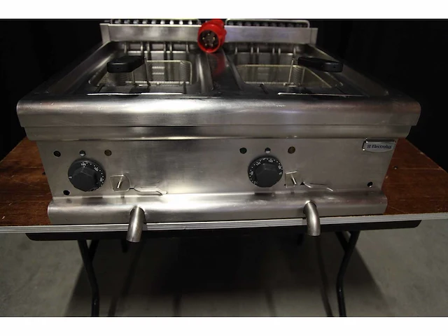 Electrolux dubbele friteuse - afbeelding 2 van  11