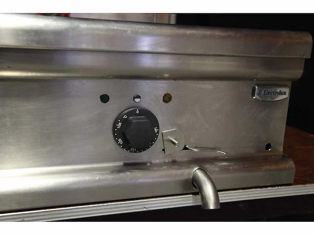 Electrolux dubbele friteuse - afbeelding 3 van  11