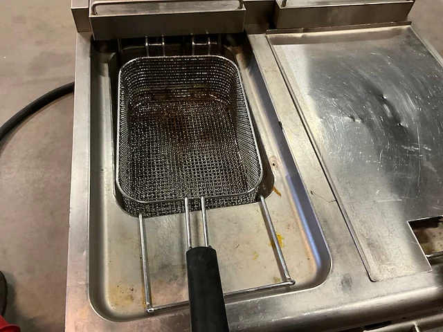 Electrolux dubbele friteuse - afbeelding 8 van  11