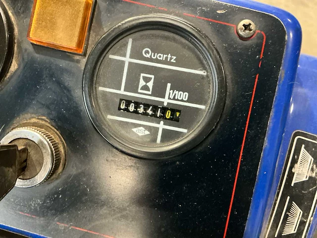 Electrolux euroclean r1200b zelfrijdende veegmachine - afbeelding 6 van  9