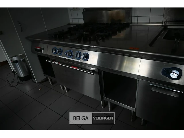 Electrolux gasvuur + oven op aardgas - afbeelding 1 van  6