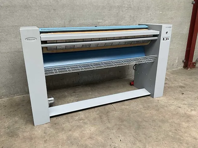 Electrolux ib 4 2314 industriële mangel strijkmachine - afbeelding 1 van  4