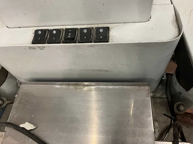 Electrolux industriële strijkmachine - afbeelding 4 van  7