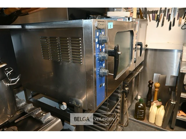 Electrolux oven met inox ondertafel - afbeelding 2 van  6