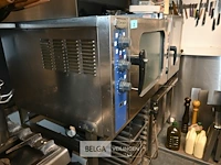 Electrolux oven met inox ondertafel - afbeelding 2 van  6