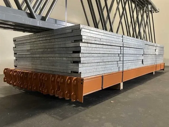 Electrolux palletstelling lengte 14015 x hoogte 4500 x diepte 1050 mm 2 niveaus occasie - afbeelding 3 van  3