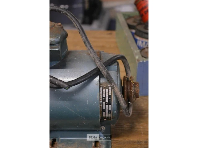 Electromotor - afbeelding 2 van  4