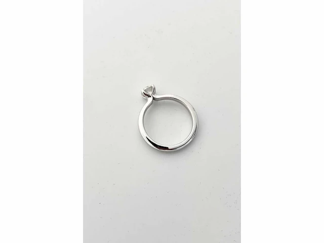 Elegante solitaire ring met een halve karaat diamant (dsr2) - afbeelding 4 van  6