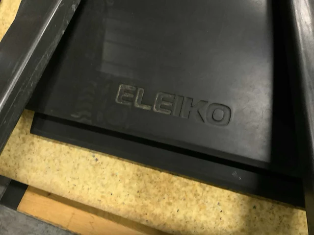 Eleiko pro svr olympic platvorm krachtstation - afbeelding 4 van  6