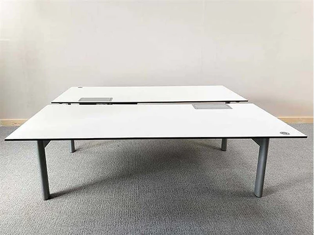Elektr. verstelbaar ahrend - bureau (4x) - afbeelding 22 van  26