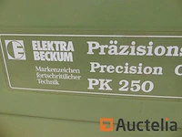 Elektra beckum pk250 cirkelzaag op de bouwplaats - afbeelding 8 van  9