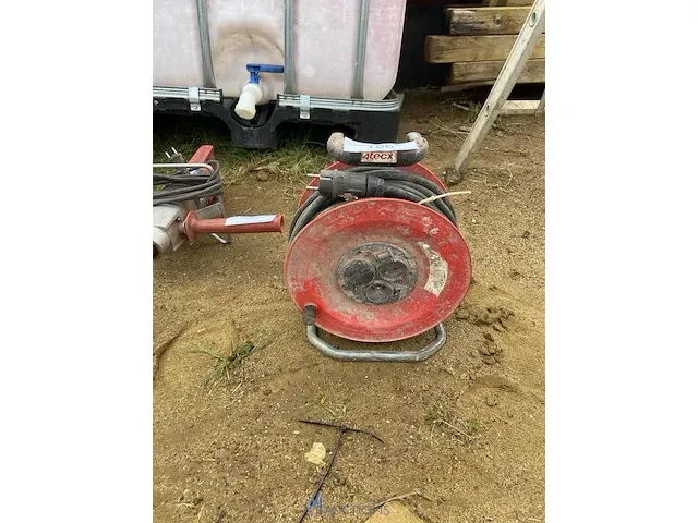 Elektriciteitskabel op haspel - afbeelding 1 van  3
