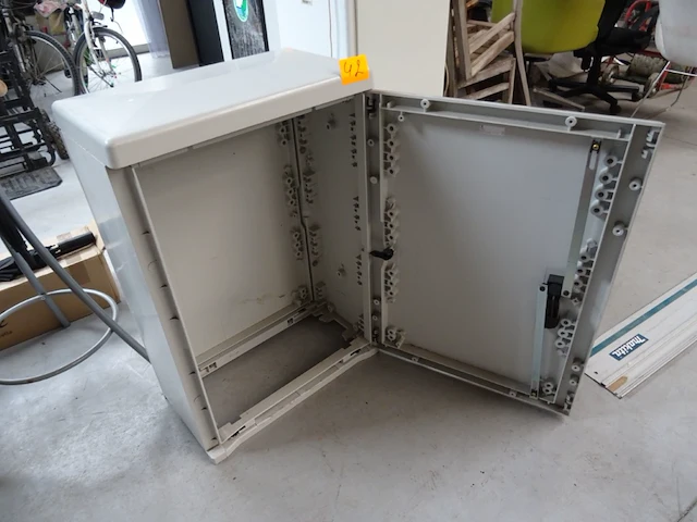 Elektriciteitskast - afbeelding 2 van  4