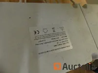 Elektrisch bedienbare massage tafel - afbeelding 4 van  7
