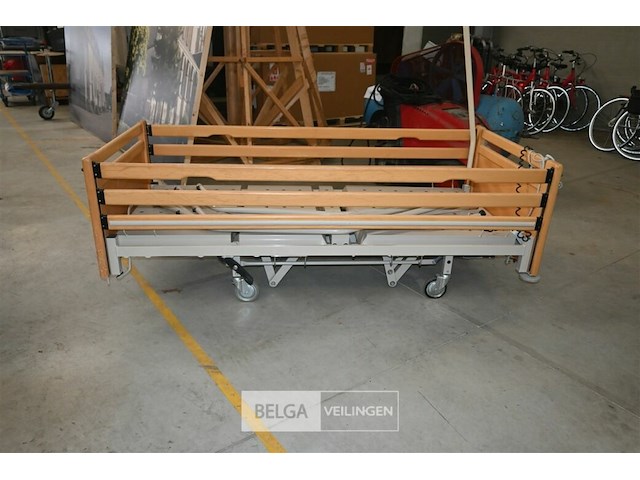 Elektrisch hoog-laag bed - afbeelding 2 van  7