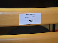 Elektrisch natuurkleur houten ziekenhuisbed - afbeelding 2 van  8