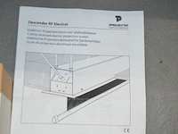 Elektrisch projectiescherm voor plafondinbouw projecta - afbeelding 5 van  5