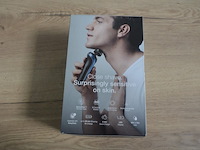 Elektrisch scheerapparaat braun series 6 senso flex 61-b7200cc (b435) - afbeelding 3 van  4