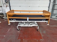 Elektrisch verstelbaar bed - afbeelding 2 van  6