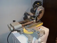 Elektrische afkortzaag topcraft xyz267be, werkkoffer milwaukee - afbeelding 9 van  12