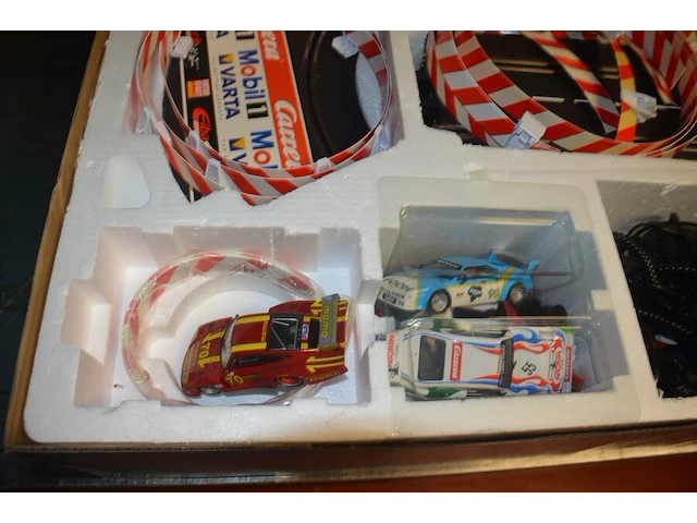 Elektrische auto racebaan super series bs-8, elektrische auto racebaan carrera digital 132 met toebehoren - afbeelding 12 van  20