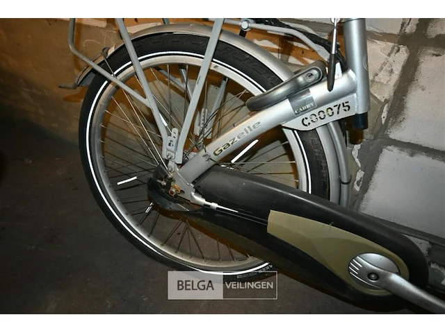 Elektrische bakfiets gazelle - afbeelding 3 van  7