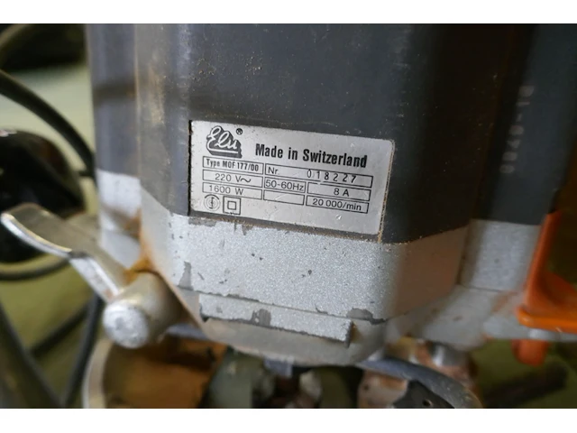 Elektrische bovenfreesmachine elu - afbeelding 5 van  5